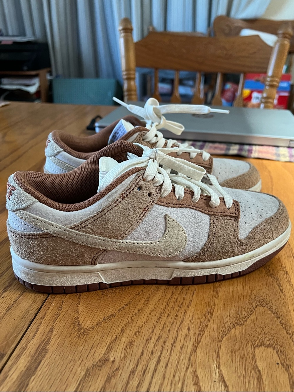 Nike Dunk Low Medium Curry Kids Sneakers, GUC, Size 5